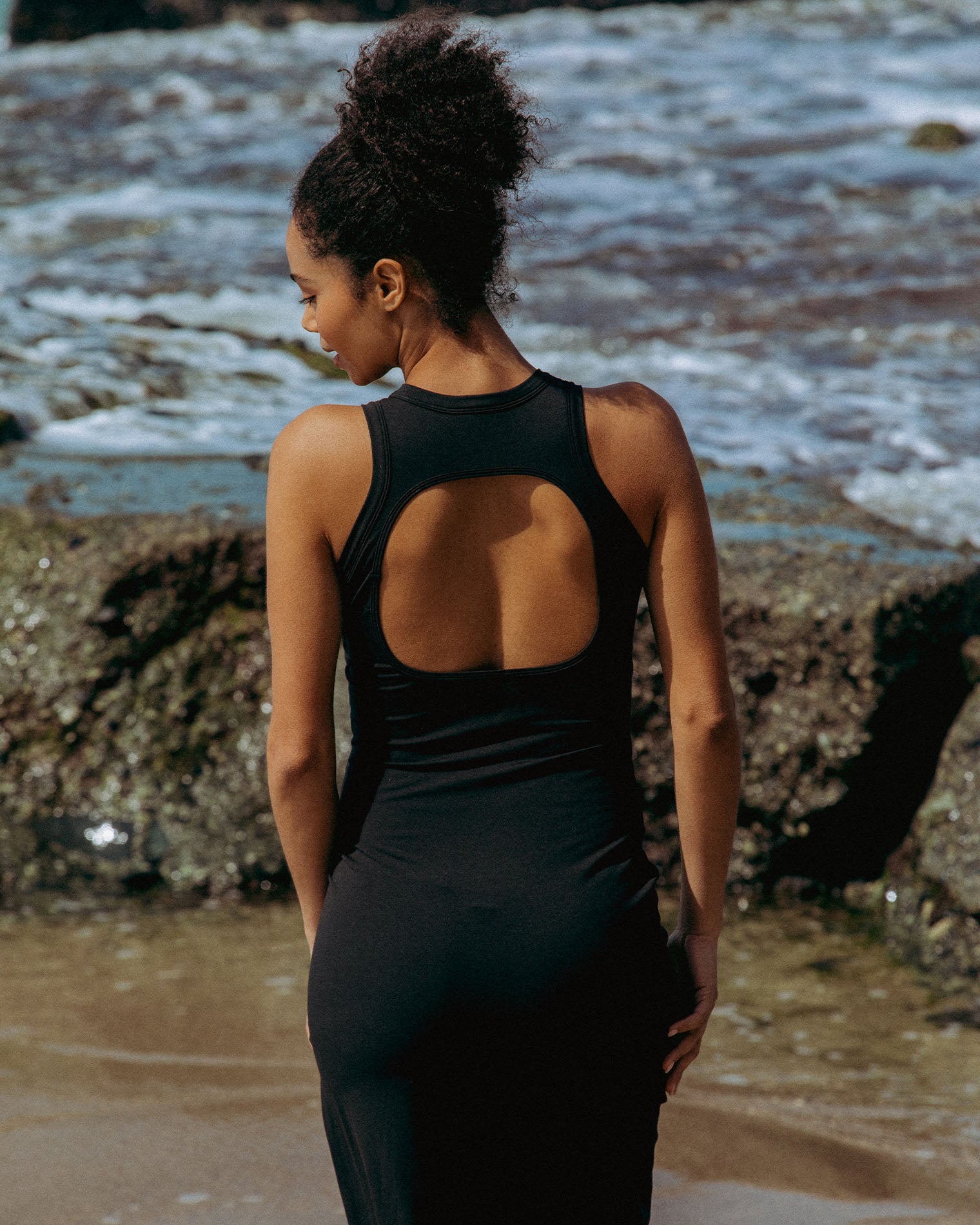 LSPACE X Anthropologie Sawyer Dress - Black Black | Model: Daria (size: S)