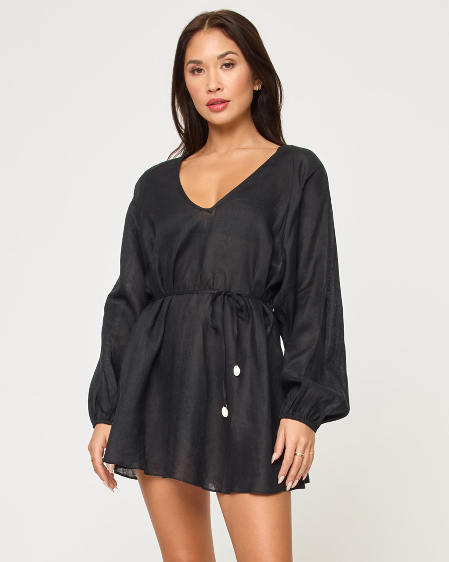 Boat Trip Tunic - Black Black | Model: Jocelyn (size: S)