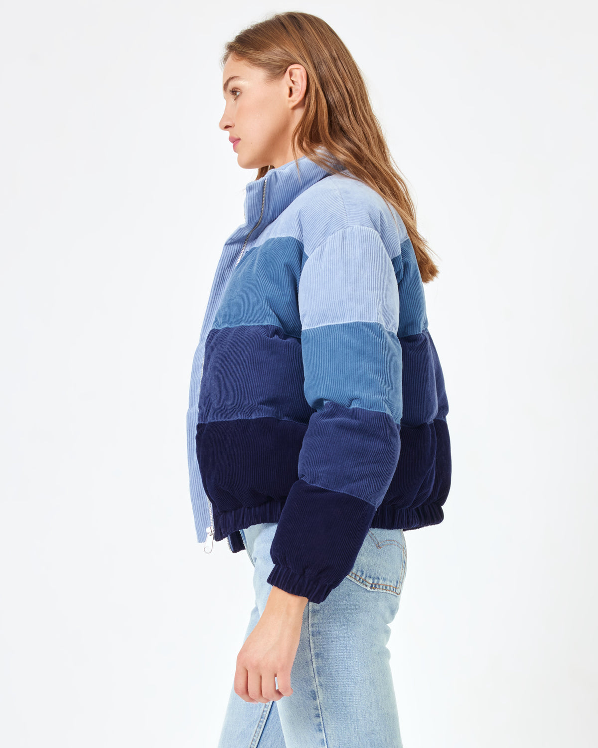 Horizon Jacket - Marina Days Marina Days | Model: Daria (size: S)