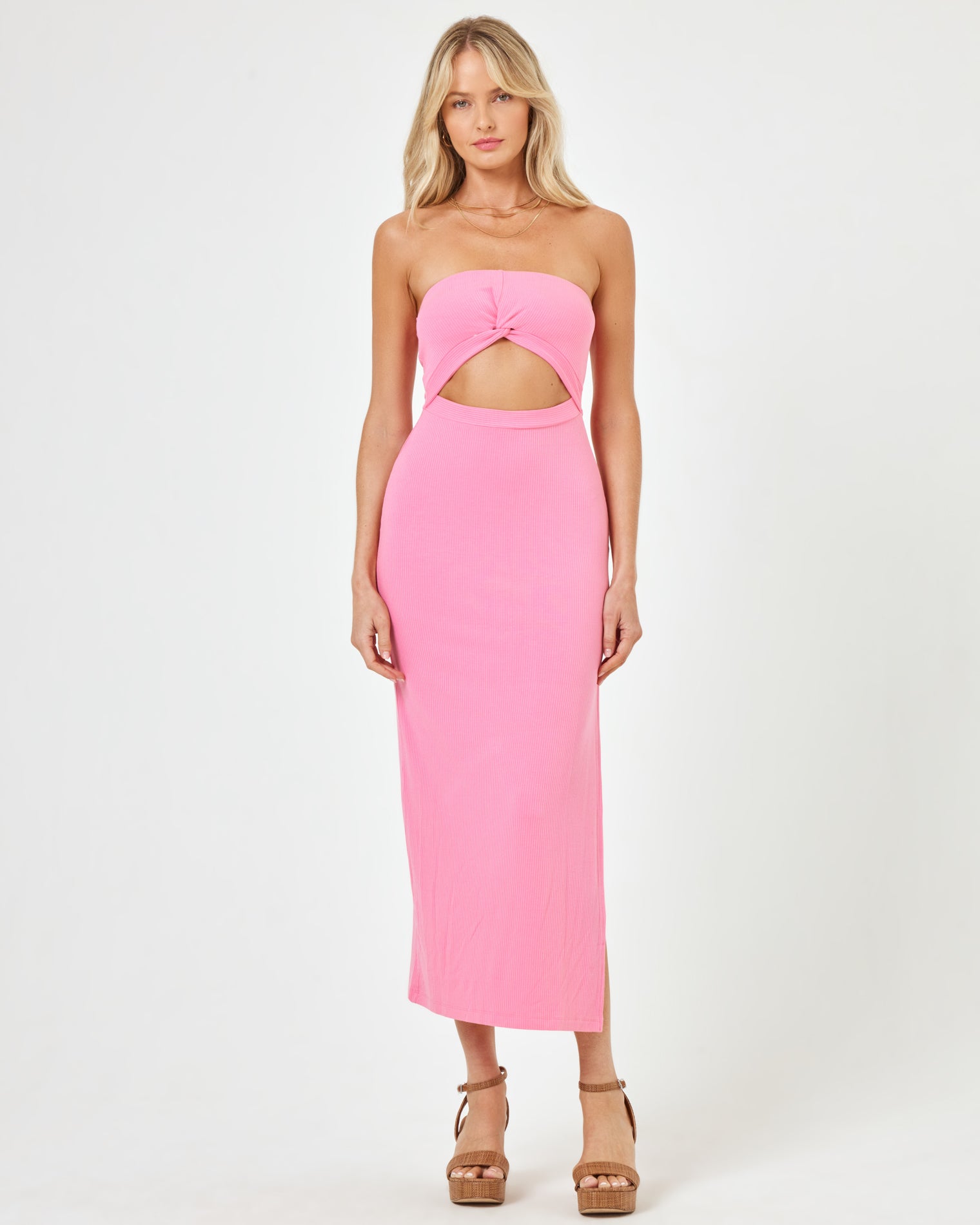 Kierra Dress - Guava Guava | Model: Lura (size: S)