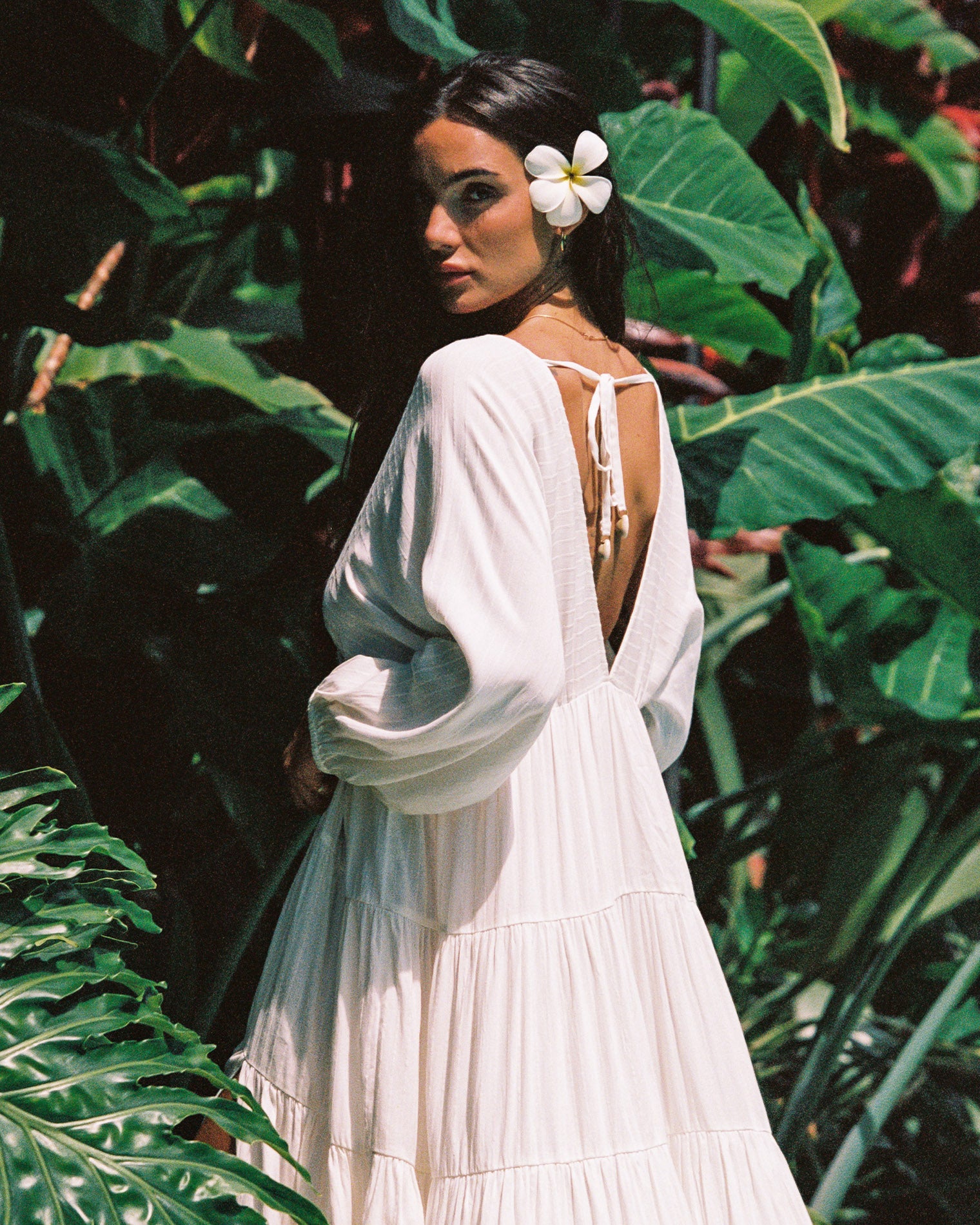 Eterna Coverup - Cream Cream | Model: Lura (size: S) | Hover