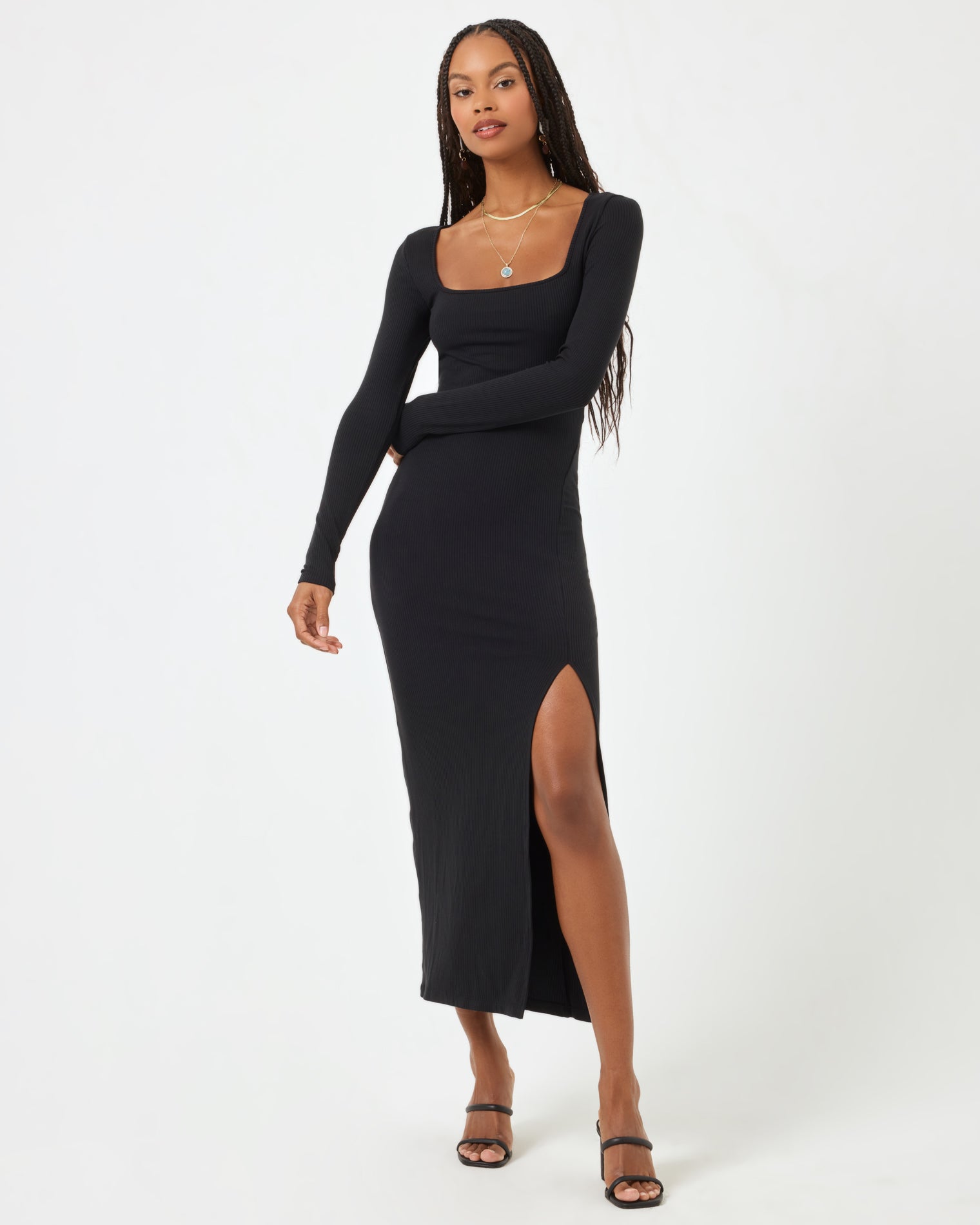 Windsor Dress - Black Black | Model: Taelor (size: S)