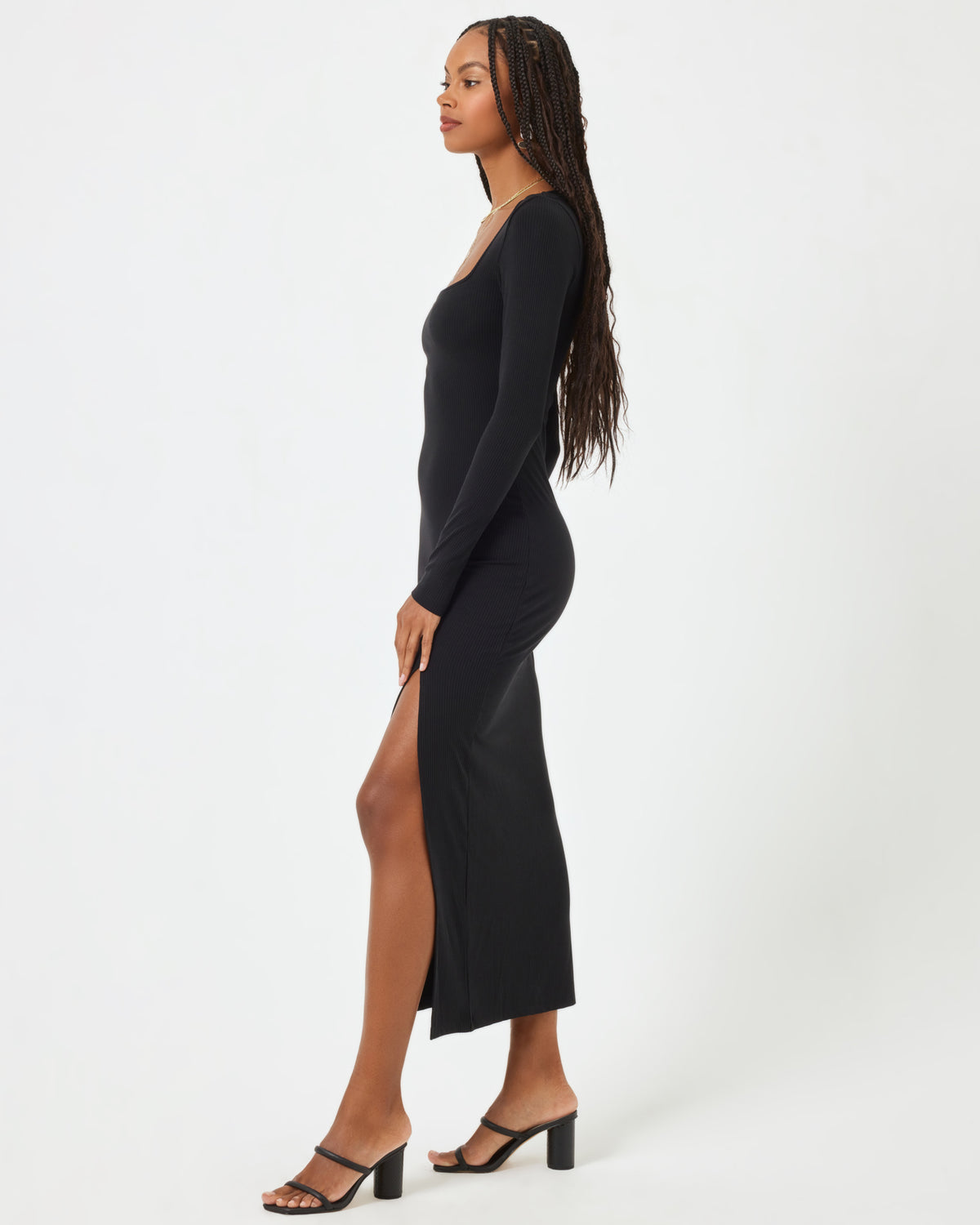 Windsor Dress - Black Black | Model: Taelor (size: S)
