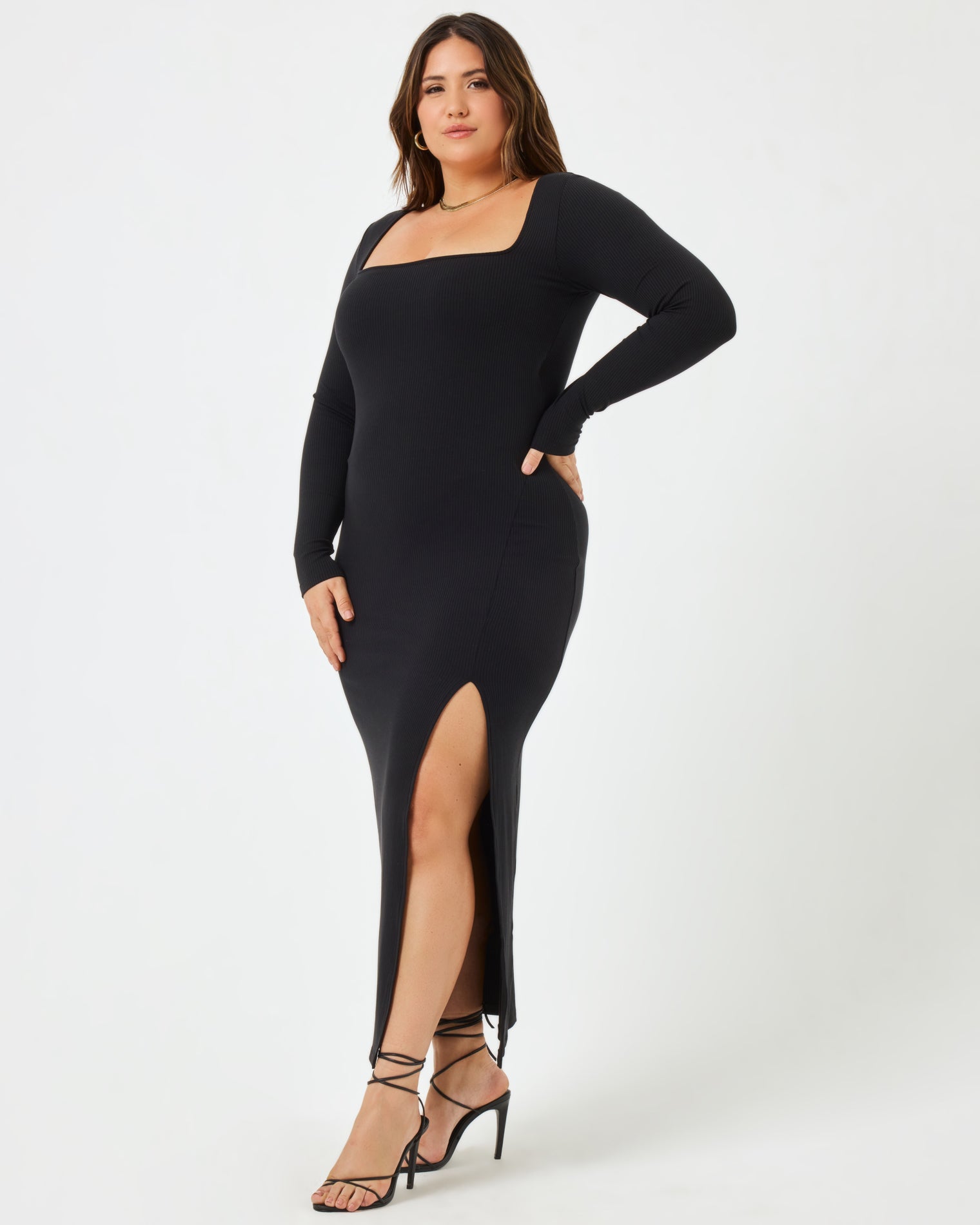 Windsor Dress - Black Black | Model: Jessica (size: XL) | Hover