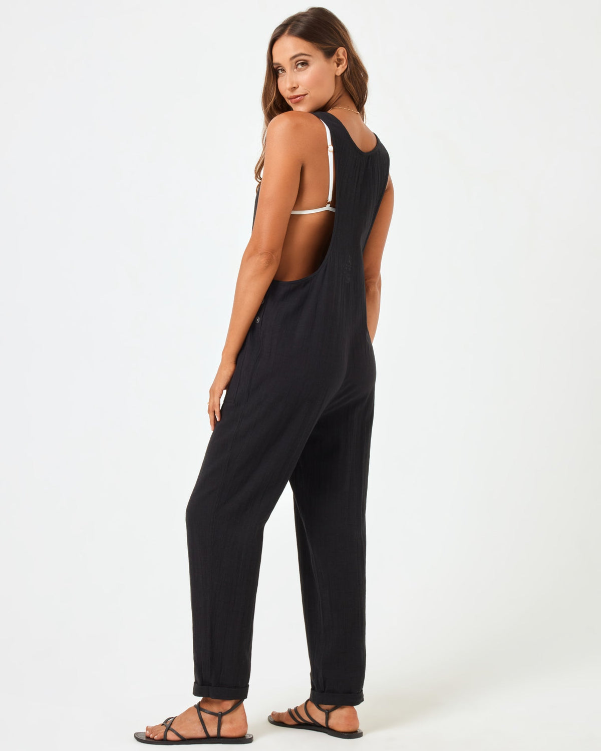 Freya Jumper - Black Black | Model: Anna (size: S)
