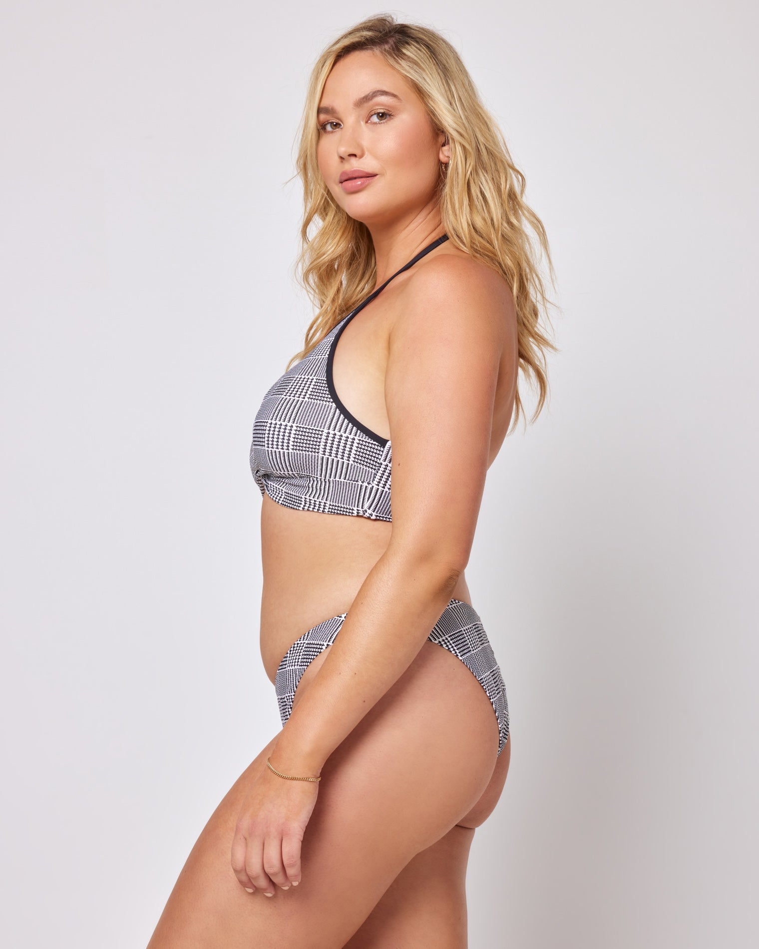 Printed Ellie Bikini Bottom Best I Ever Plaid | Model: Sydney (size: XL)