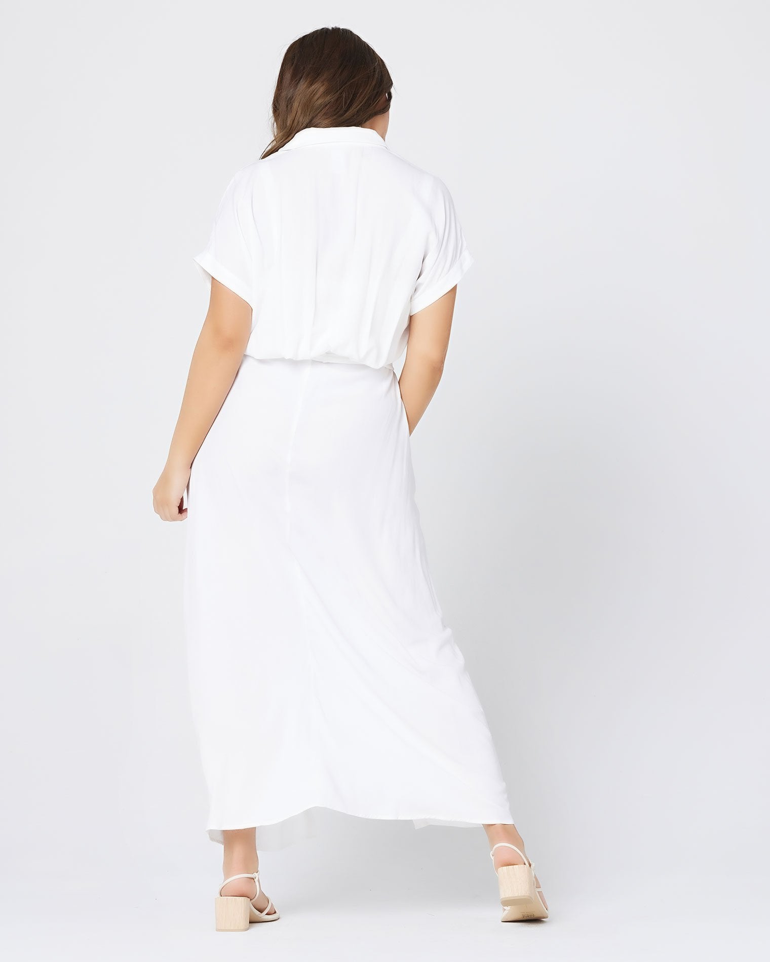 Prism Dress White | Model: Kacie (size: XL)