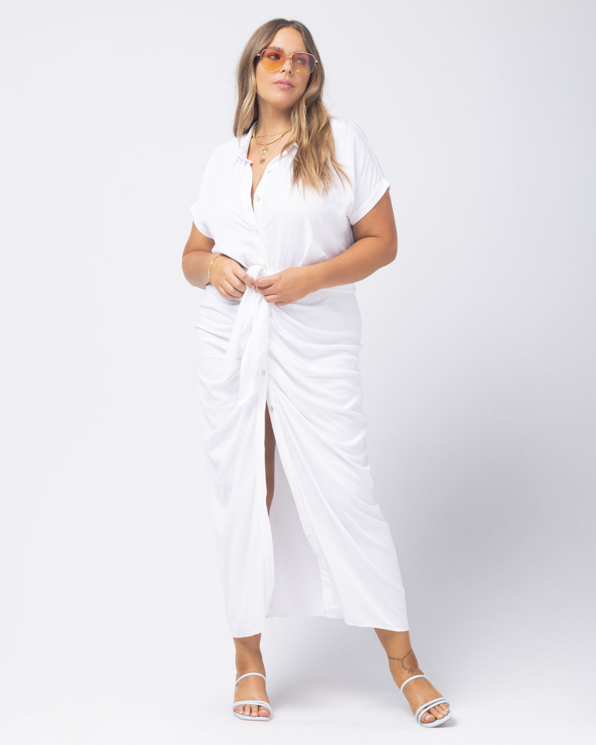 Prism Dress White | Model: Ali (size XL) | Hover