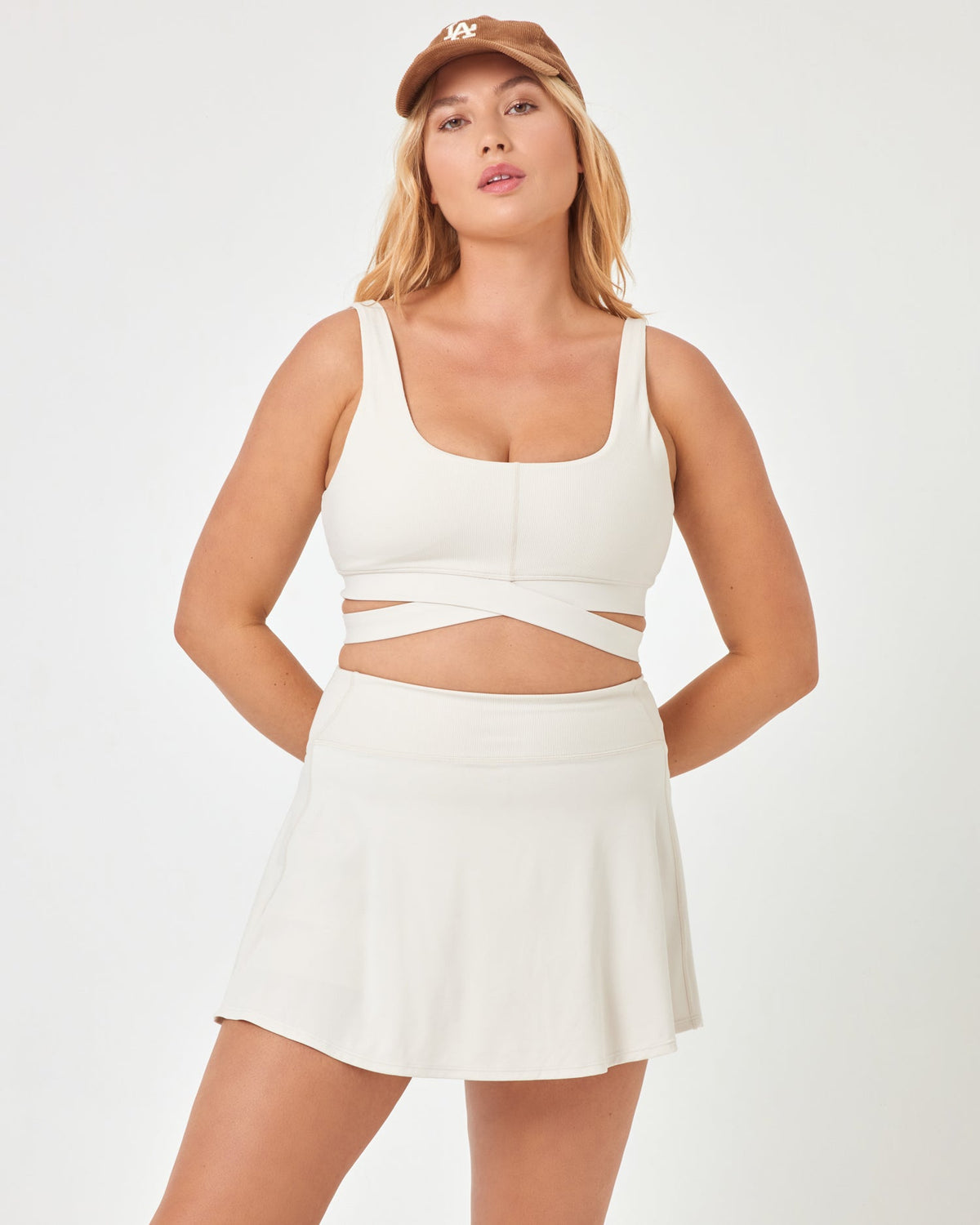 Bobby Bra - Bone Bone | Model: Sydney (size: XL)