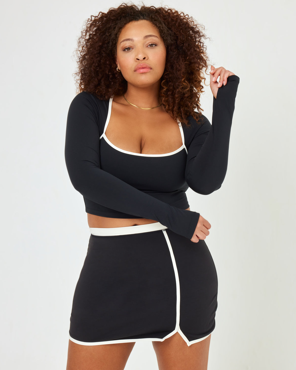 Campbell Skort - Black-Cream Black-Cream | Model: Amber (size: XL) | Hover