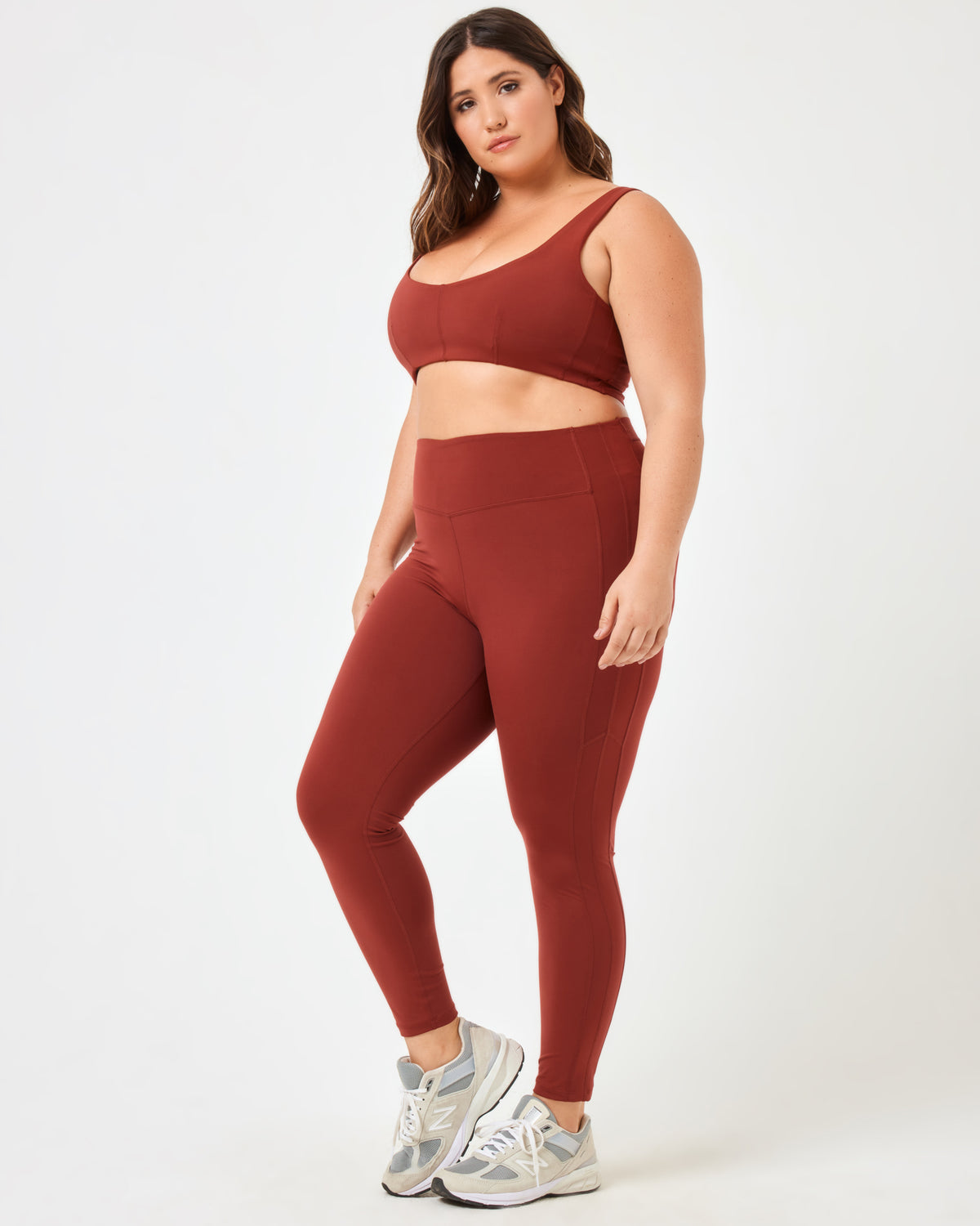 Comeback Sports Bra Umber | Model: Jessica (size: XL)