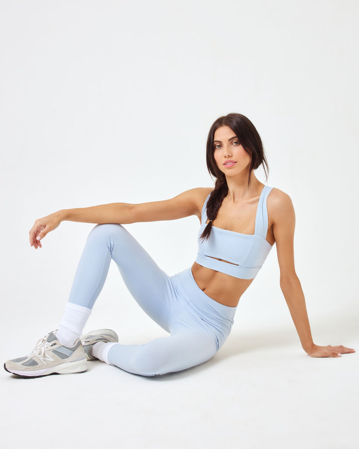 Mercer Legging - Mist Mist | Model: Diana (size: S)