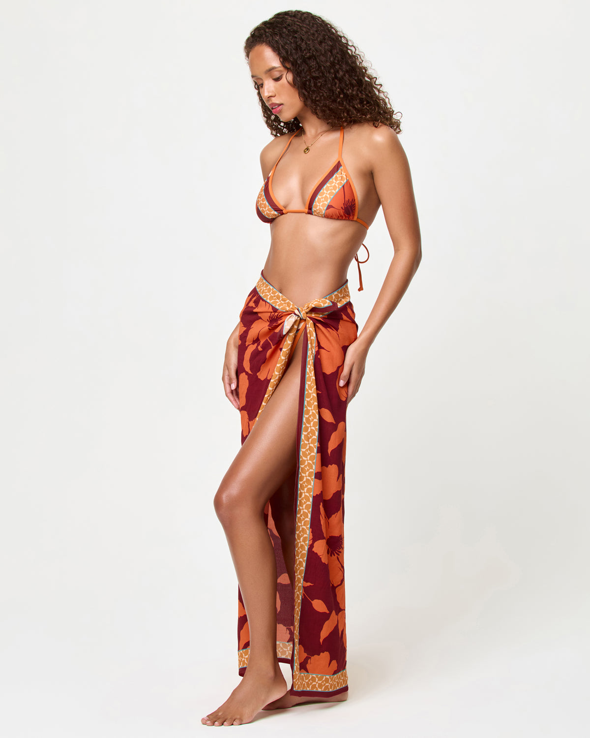 Momi Scarf - Cocobolo LSPACE Momi scarf in Cocobolo print, side view on model.