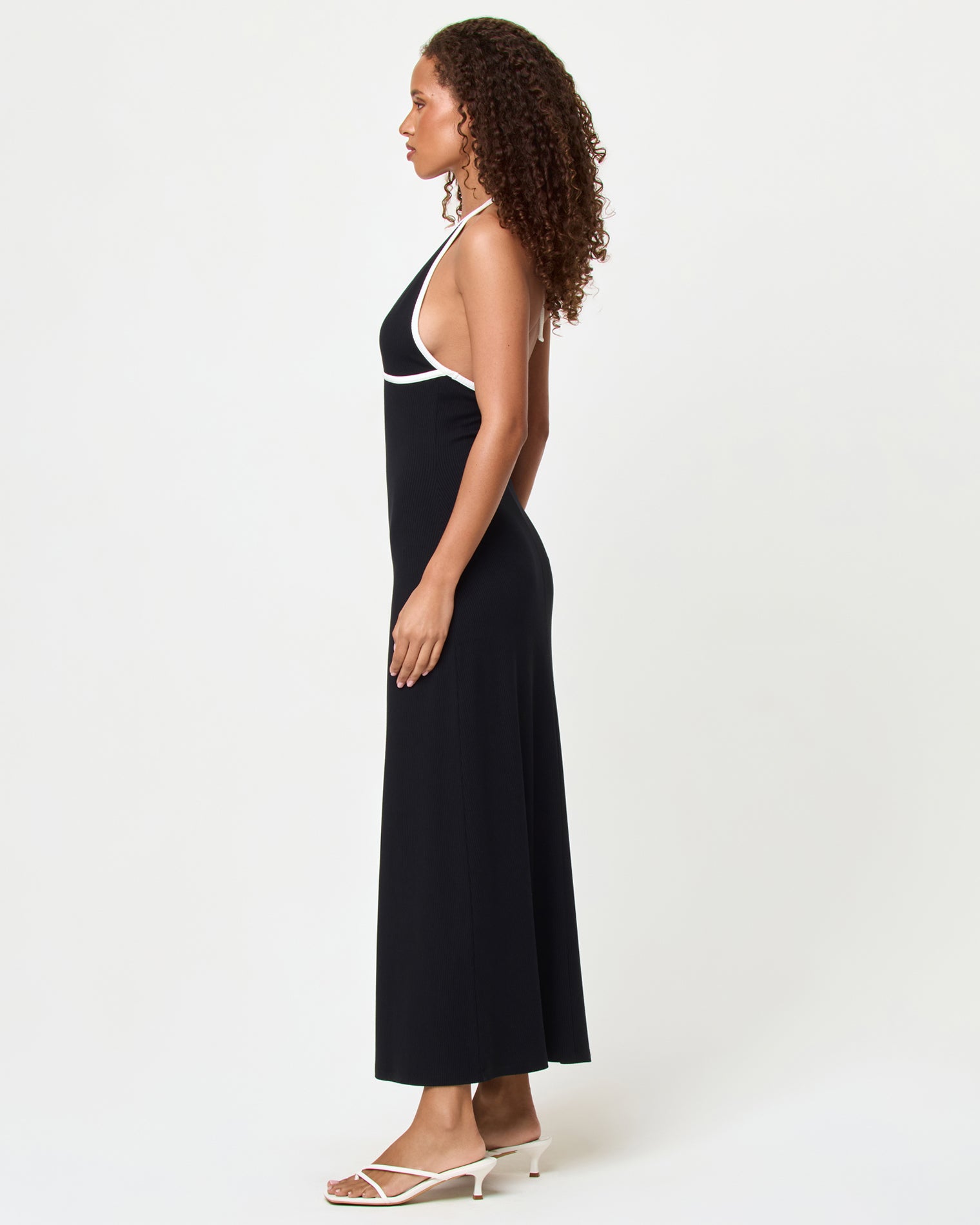 dark cream dress GS0564_DP16_02.jpg?v=1706704081 Womens Petal Shop Dark-Cream Satin V-Neck Maxi-Dress