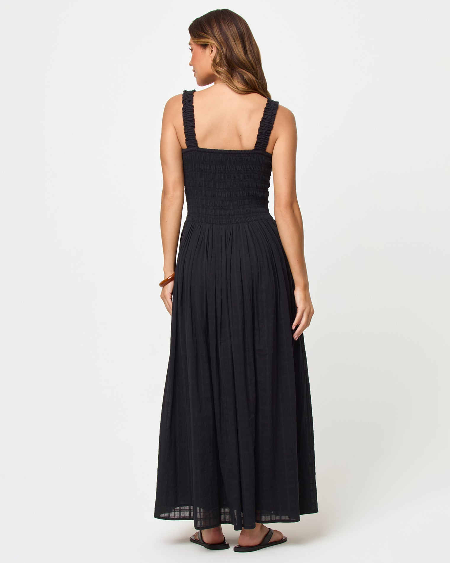 Wren Maxi - Black LSPACE Wren Maxi in black, back view on model.