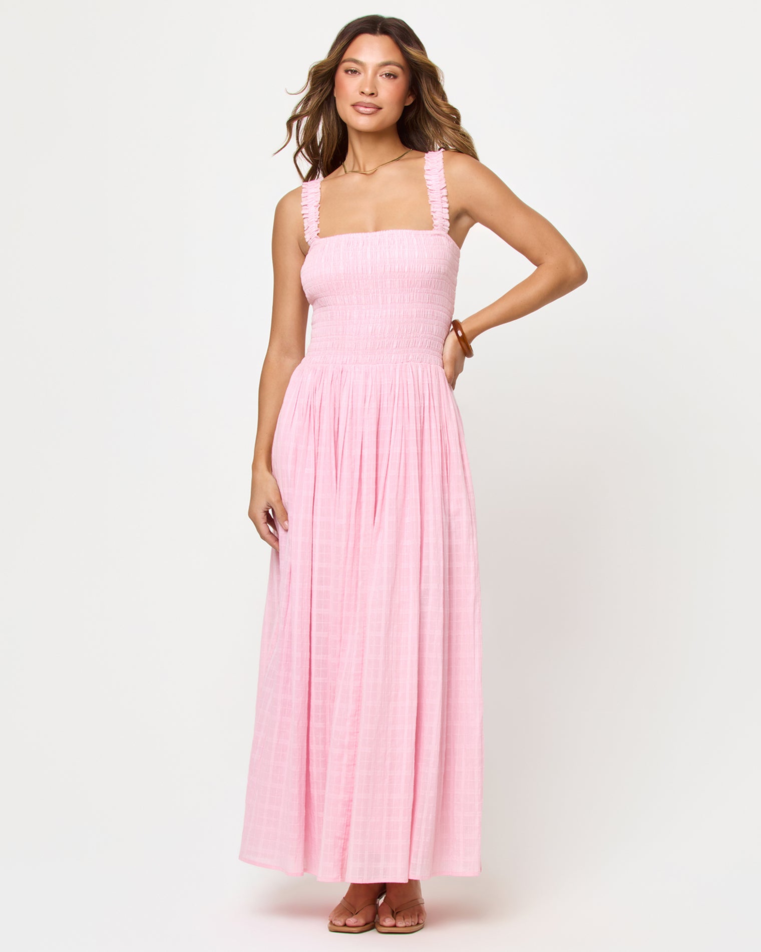 Wren Maxi - Rosewater Rosewater| Badge:New Arrival_#B2AC88_#ffffff'
LSPACE Wren Maxi in rosewater, front view on model.