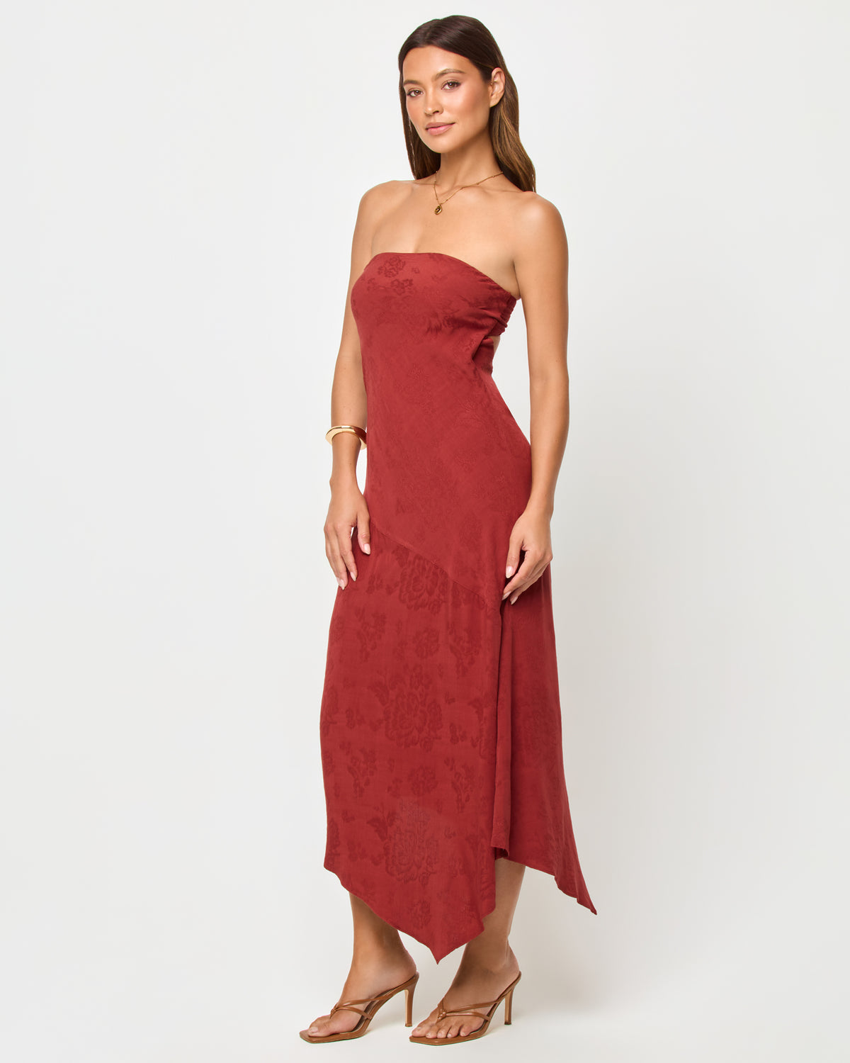 Ruby Maxi - Dusty Fig LSPACE Ruby maxi in Dusty Fig, three-quarter view on model.
