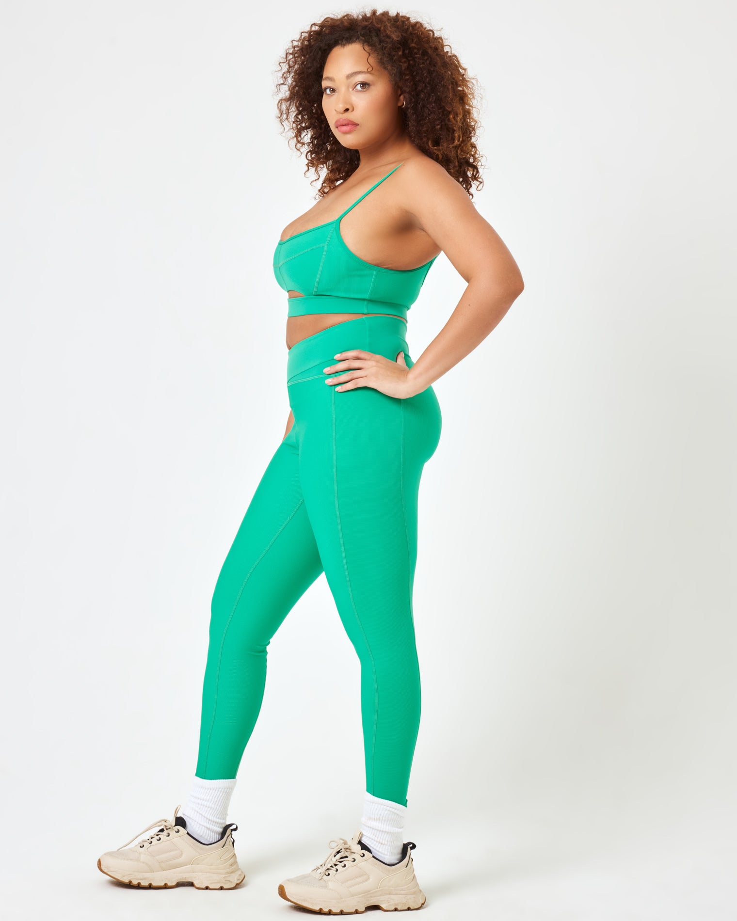 Rush Bra - Ivy Ivy | Model: Amber (size: XL)