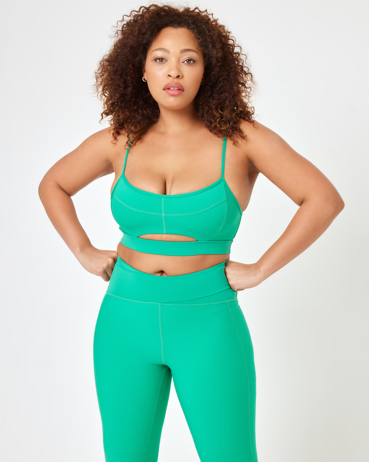 Rush Bra - Ivy Ivy | Model: Amber (size: XL)