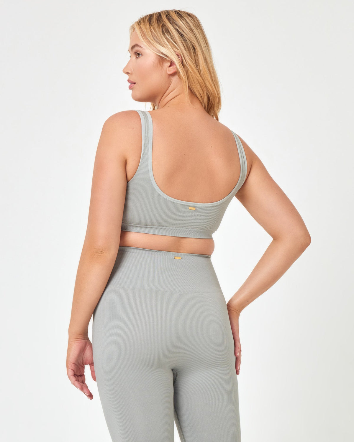 Simmons Bra - Sage Sage | Model: Sydney (size: XL)