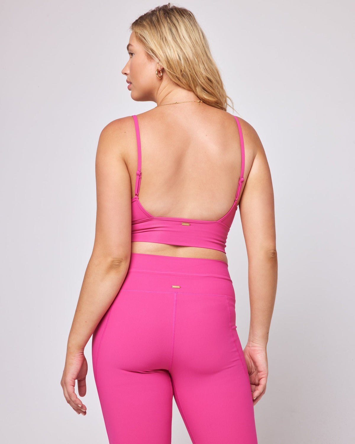 Soren Top - Bougainvillea Bougainvillea | Model: Sydney (size: XL)