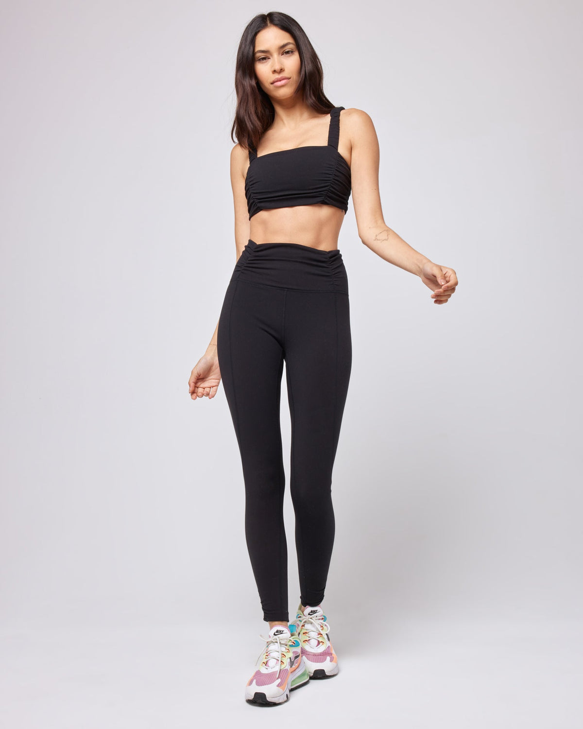 The Breaks Bra - Black Black | Model: Julianna (size: S)