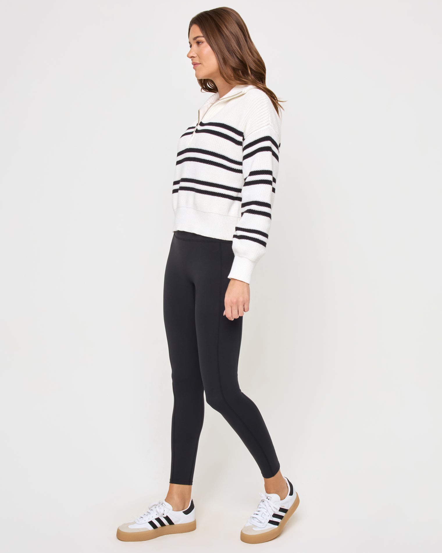 Ultra Stripe Sweater - Black White