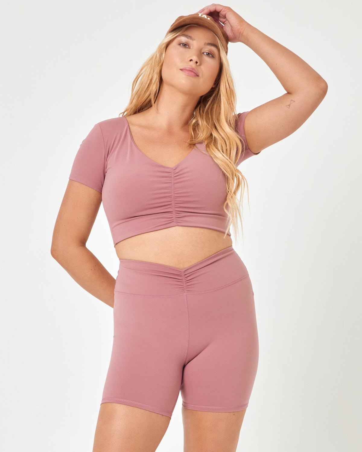 Warren Crop - Rose Rose | Model: Sydney (size: XL)