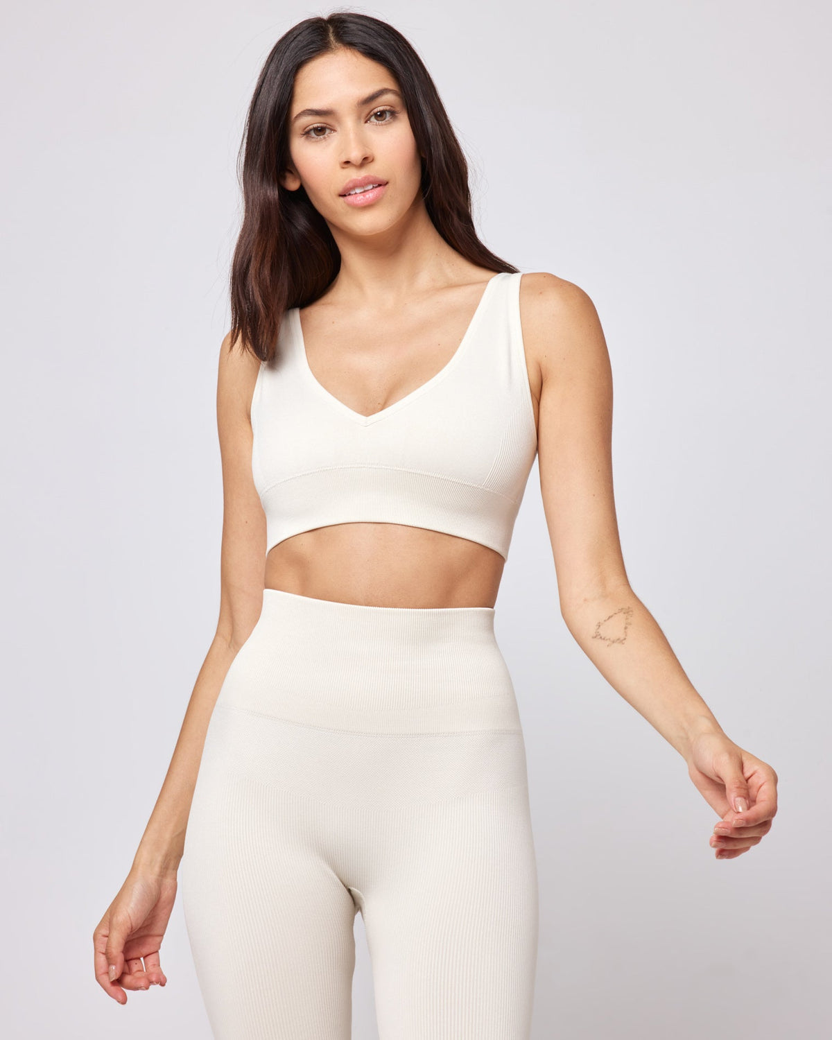 Work It Bra - Bone Bone | Model: Julianna (size: S)
