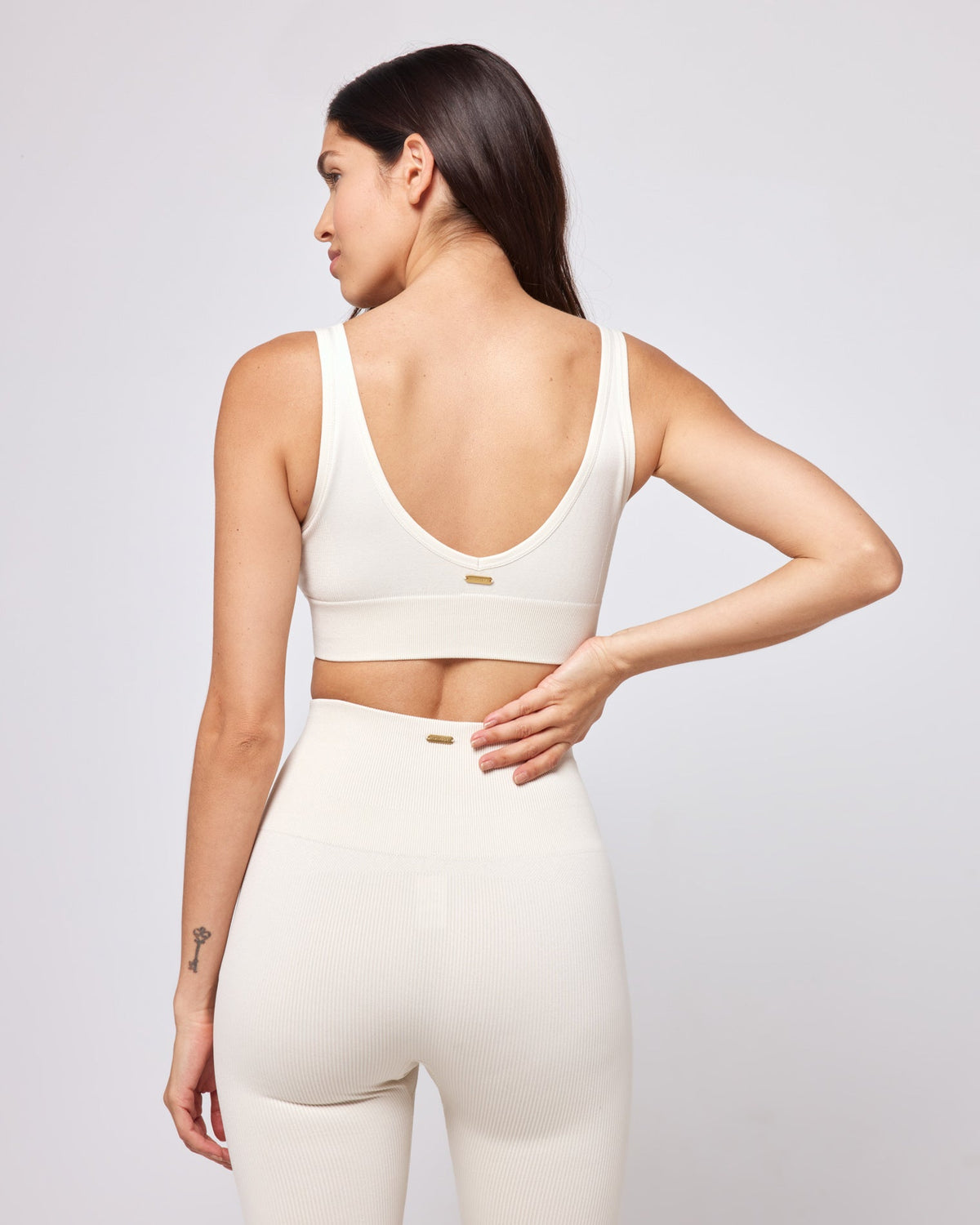 Work It Bra - Bone Bone | Model: Julianna (size: S)