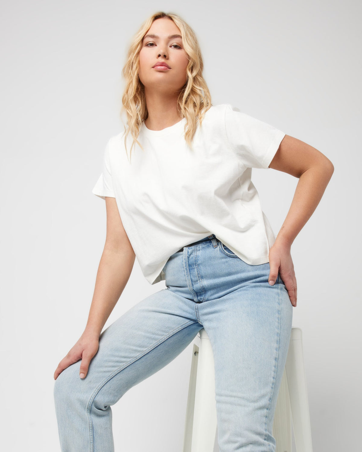 All Day Top - Cream Cream | Model: Sydney (size: XL)