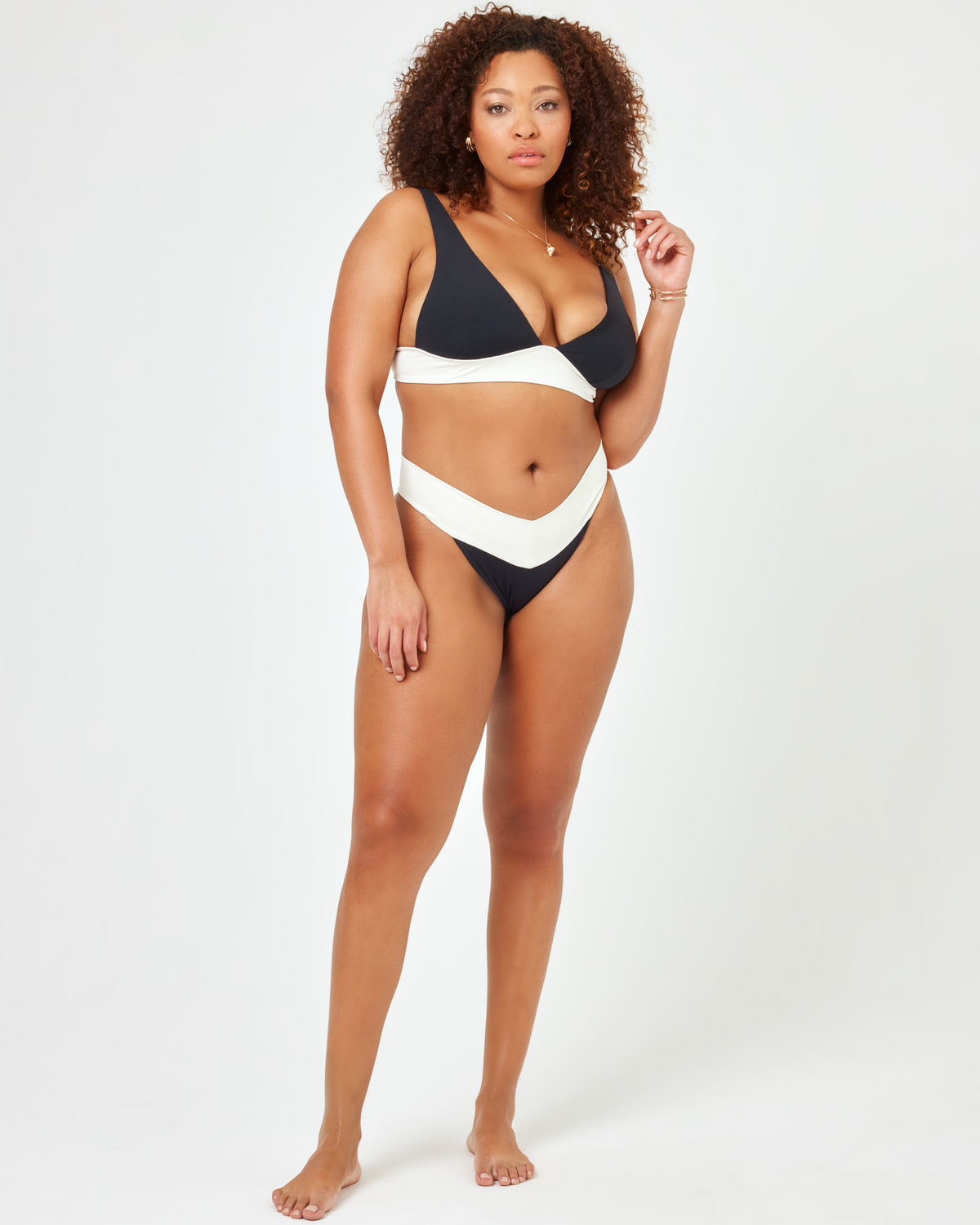 Quinn Bikini Bottom - Black-Cream Black-Cream | Model: Amber (size: XL)