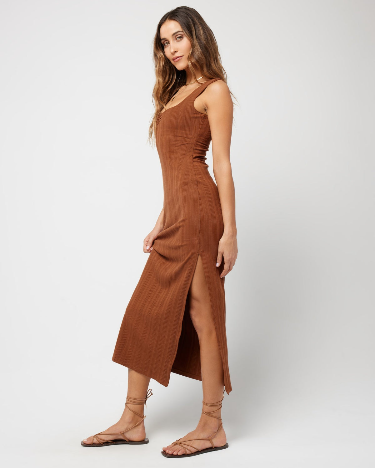 Celine Dress - Coffee Coffee | Model: Anna (size: S)