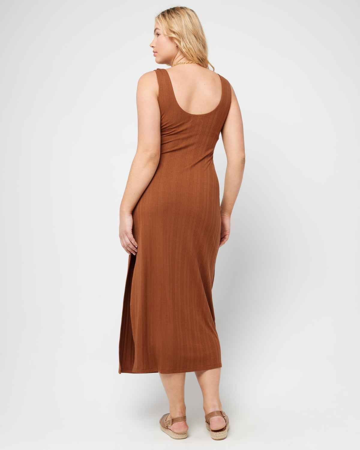 Celine Dress - Coffee Coffee | Model: Sydney (size: XL)
