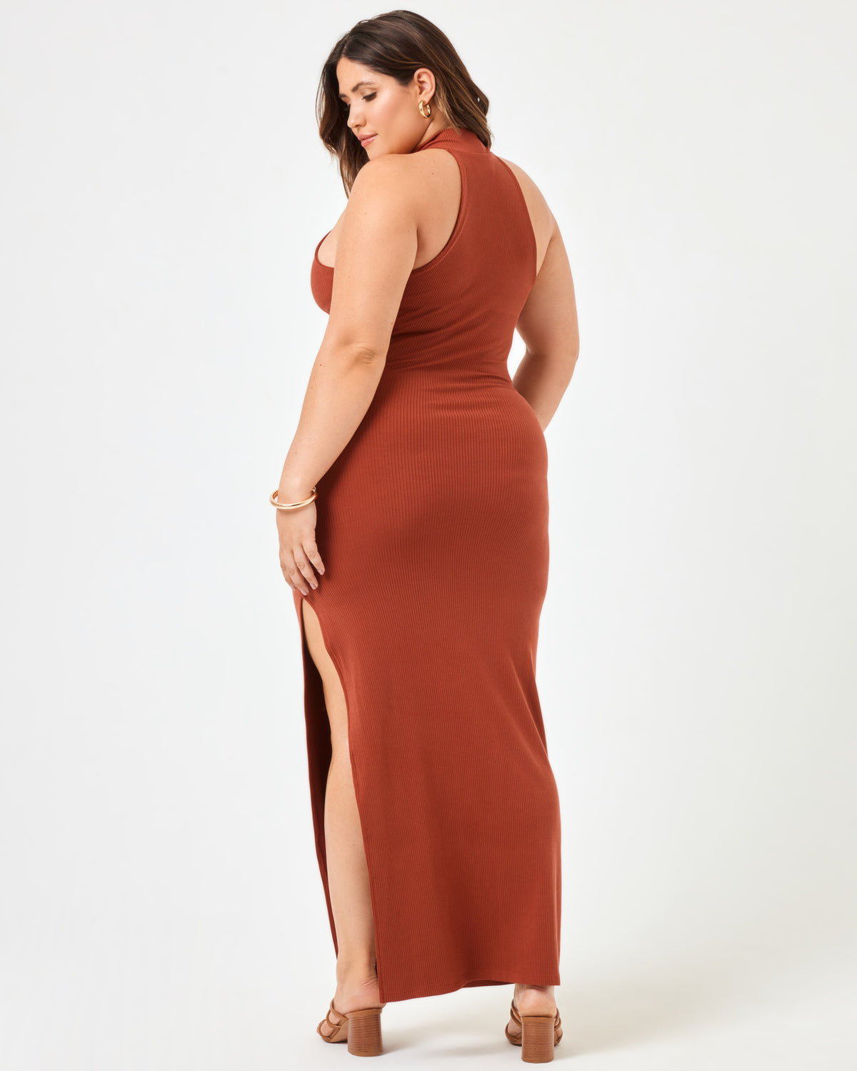 Cherie Dress - Clay Clay | Model: Jessica (size: XL)