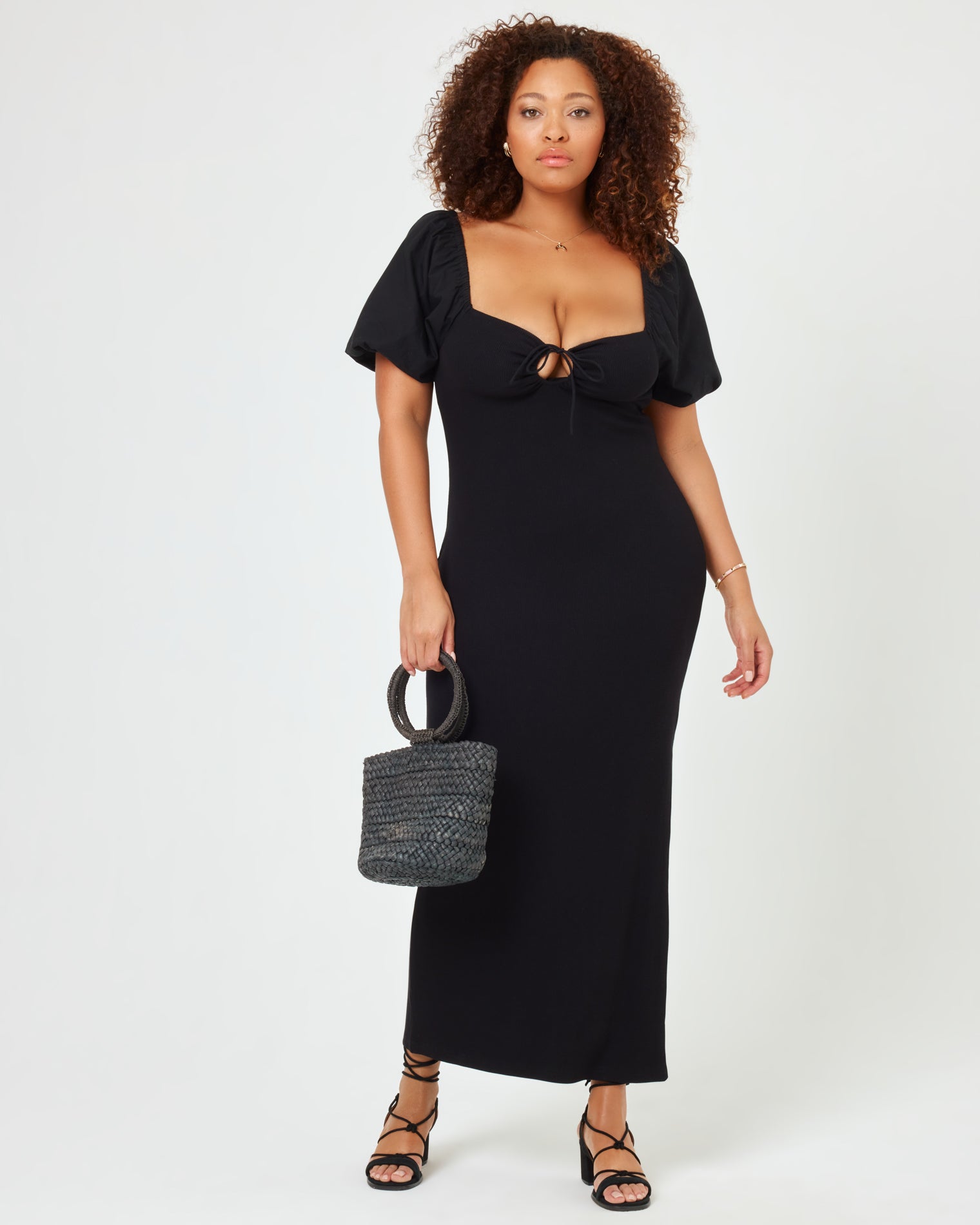 Chelsea Dress - Black Black | Model: Amber (size: XL)