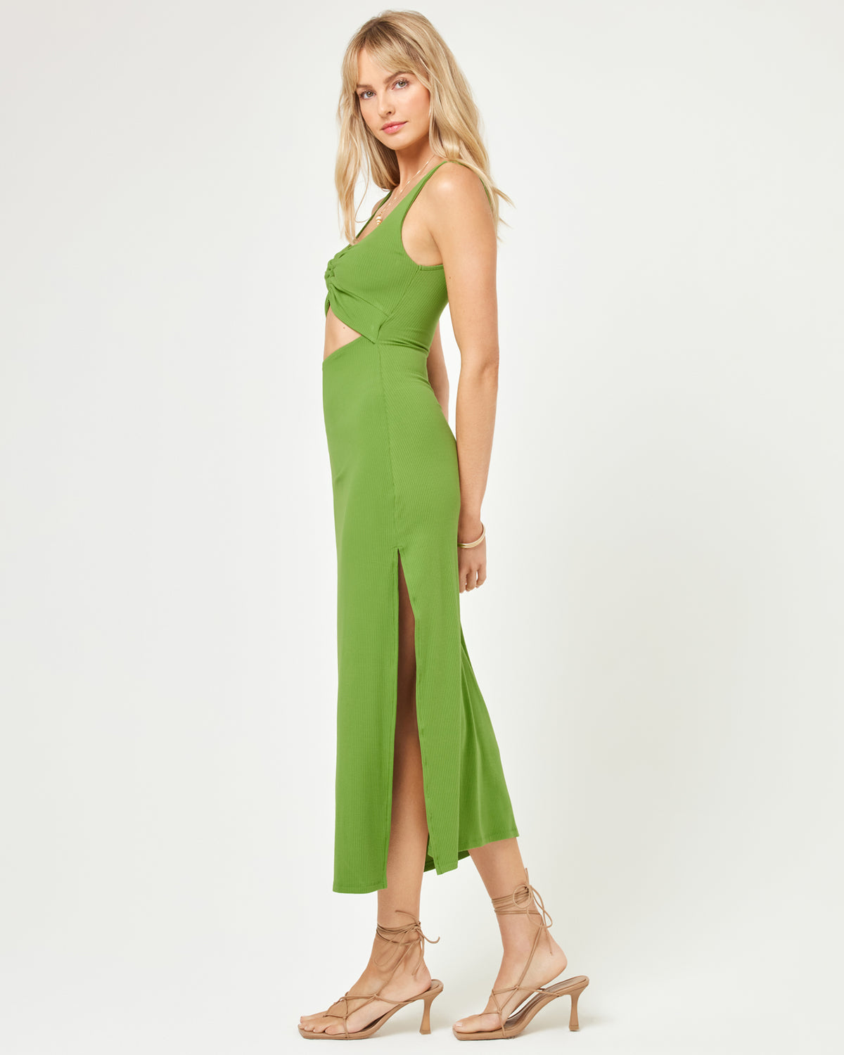Camille Dress - Vine Vine | Model: Lura (size: S) 
