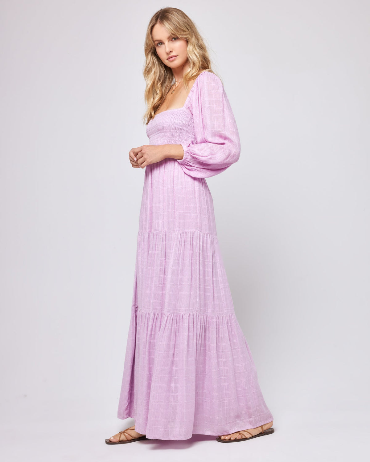 Dakota Dress - Lily Lily | Model: Lura (size: S)