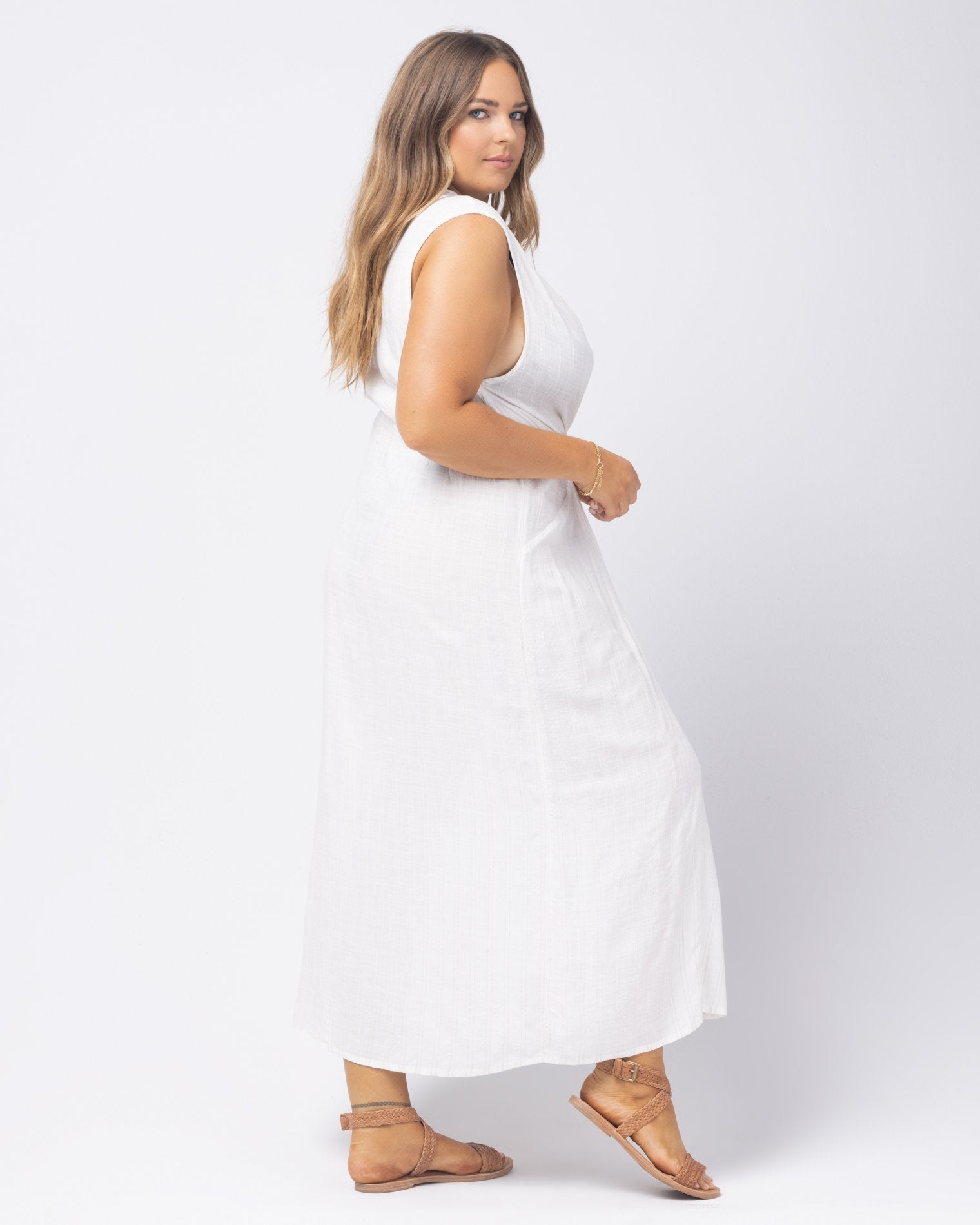 Down The Line Cover-Up - Cream Cream | Model: Ali (size: XL) | Hover
