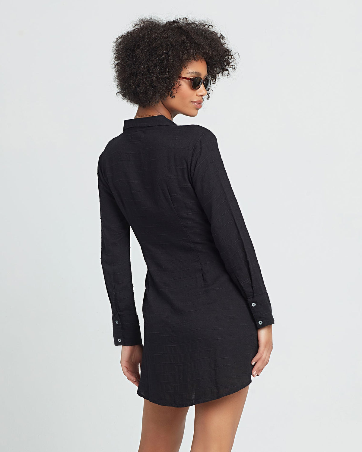 Daydream Tunic - Black Black | Valyn (size: S) | Hover