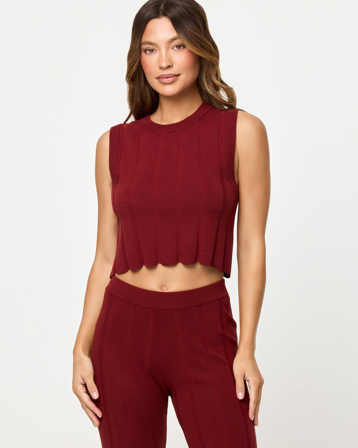 Iris Pant - Dusty Fig Dusty Fig | Badge:New Arrival_#B2AC88_#ffffff'

LSPACE En Route top and Iris Pant in dusty fig, close-up detail view on model.