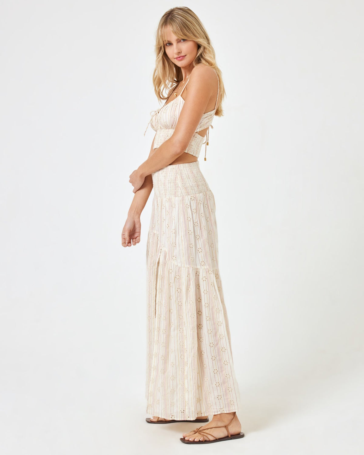 Falling For You Skirt Falling For You Eyelet | Model: Lura (size: S)