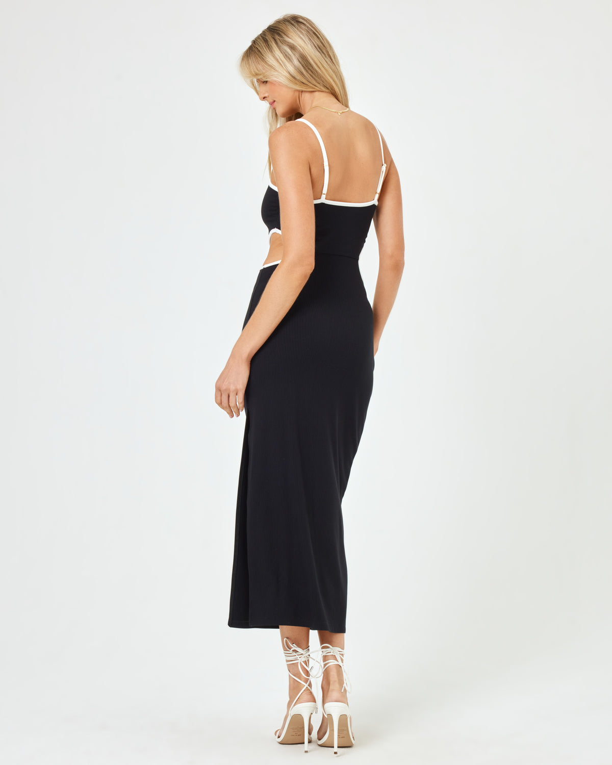 Libra Dress - Black-Cream Black-Cream | Model: Lura (size: S)