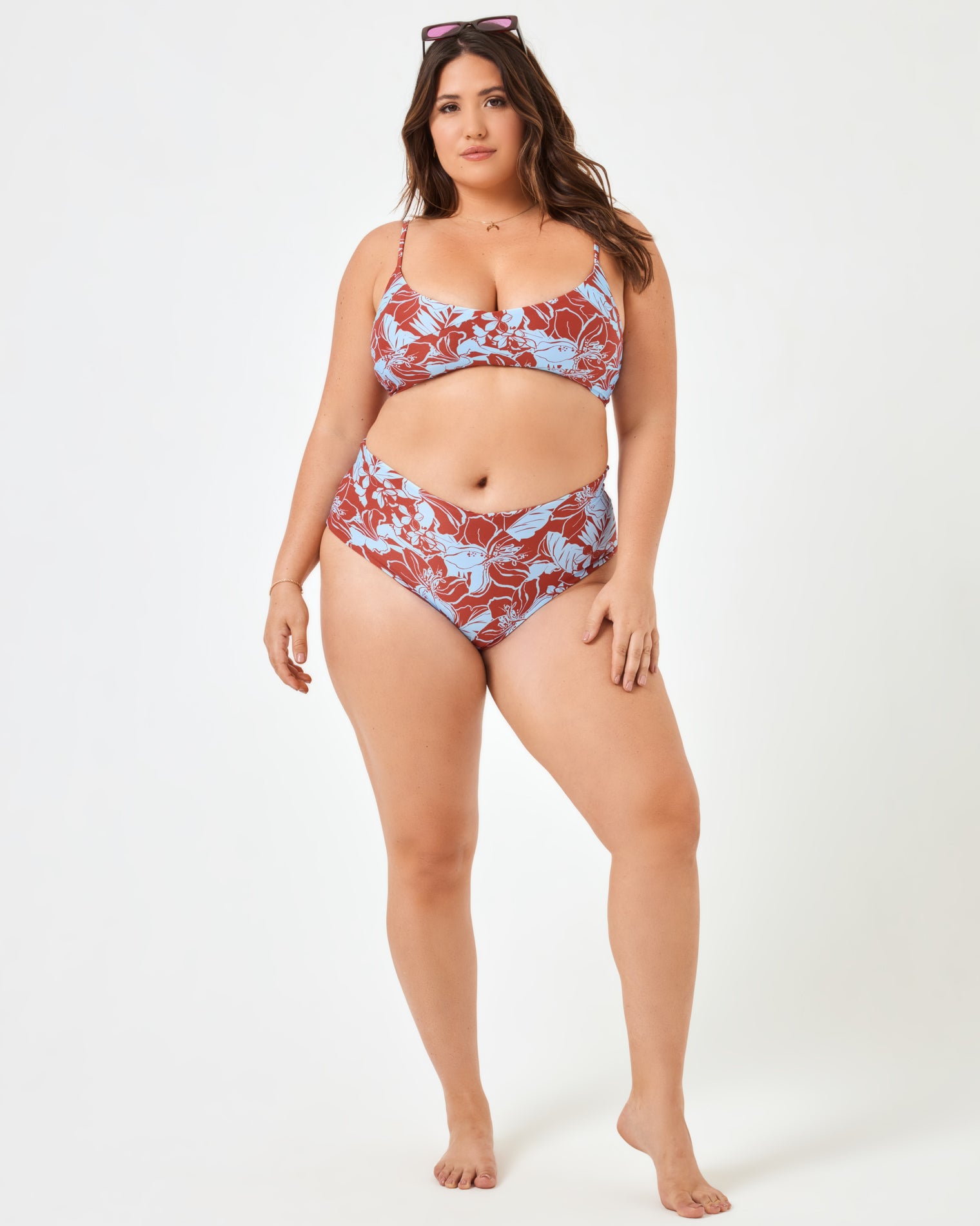 Eco Chic Econyl® High Tide Bikini Bottom - Going Tropical Going Tropical | Model: Jessica (size: XL)