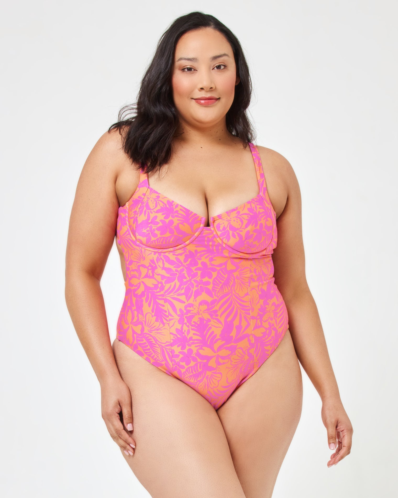 Printed Kendal One Piece Path To Paradise | Model: Bianca (size: XL)