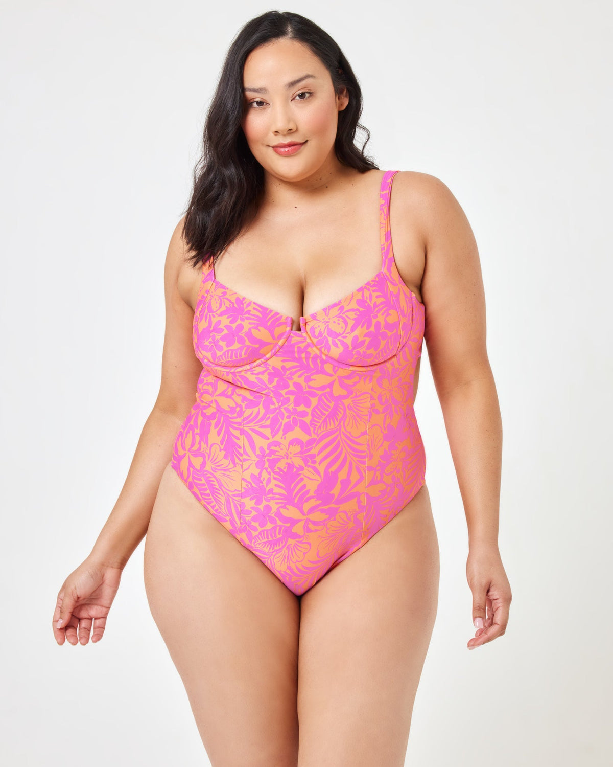 Printed Kendal One Piece Path To Paradise | Model: Bianca (size: XL)