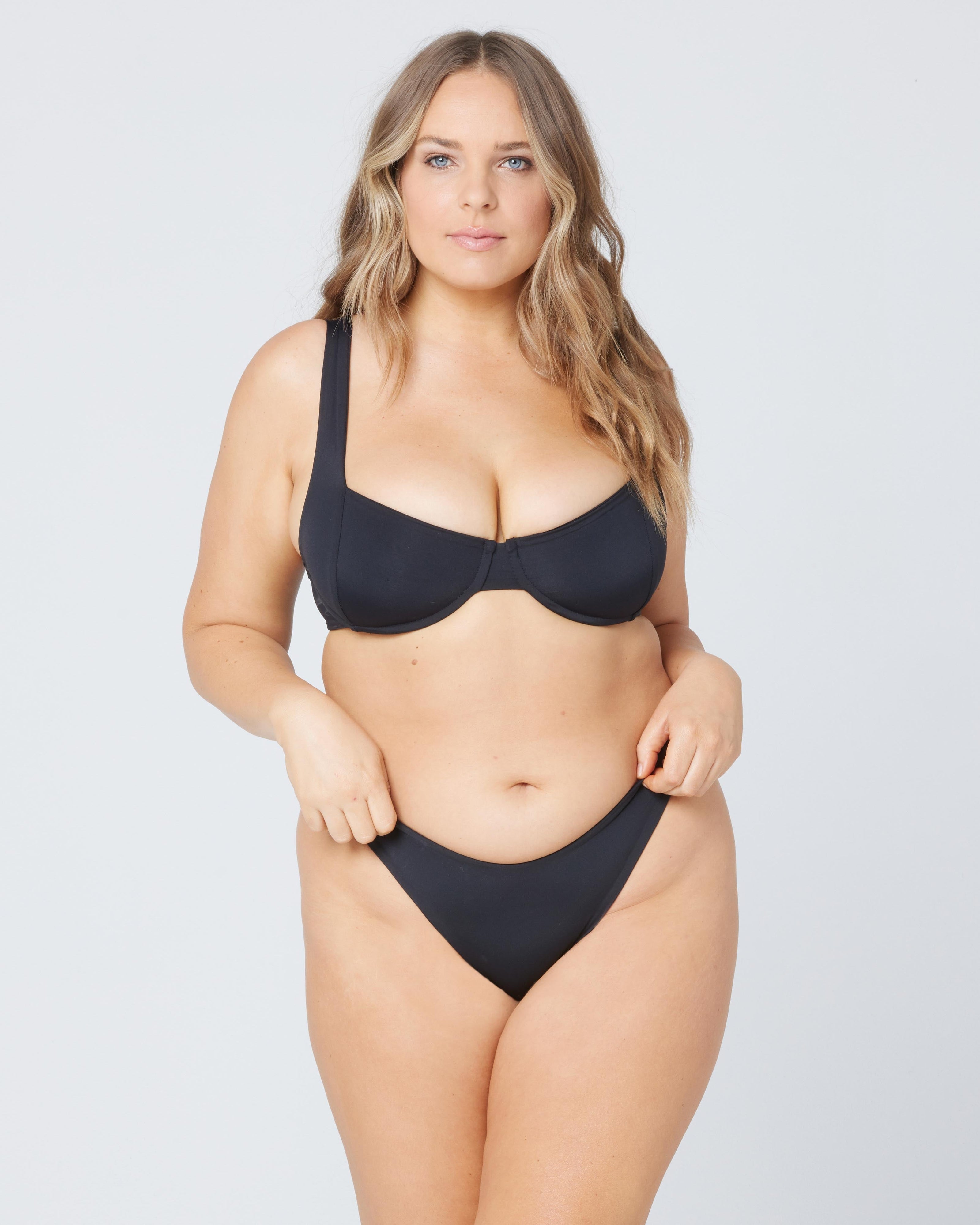 Tori Bikini Top - Black Black | Model: Ali (size: XL)