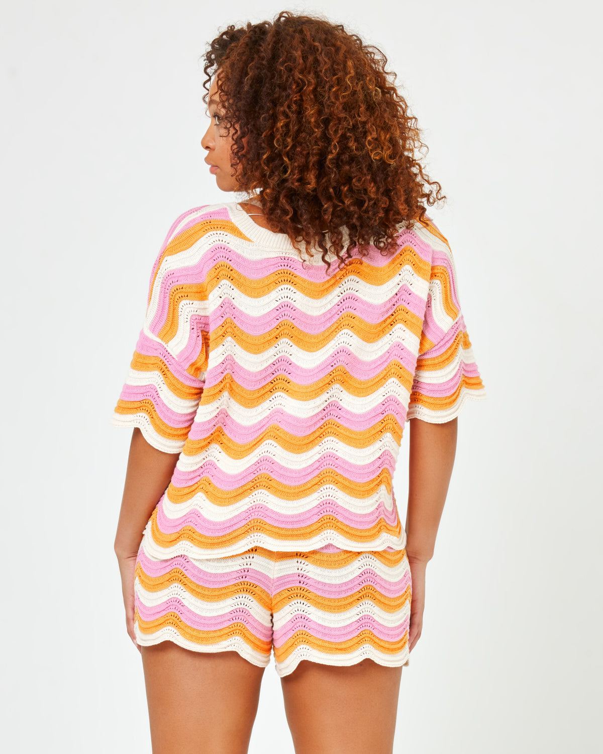 Make Waves Knit Short - Catching Sun Catching Sun | Model: Amber (size: XL)