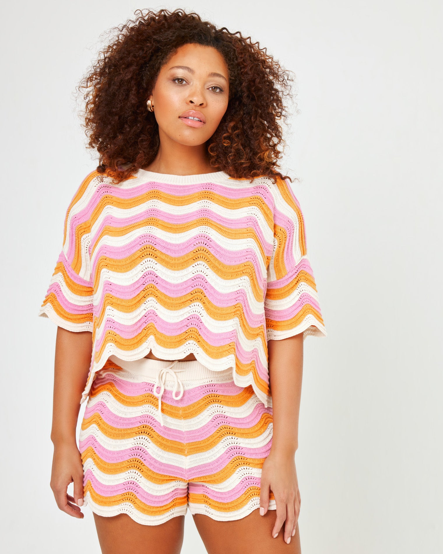 Make Waves Knit Short - Catching Sun Catching Sun | Model: Amber (size: XL)
