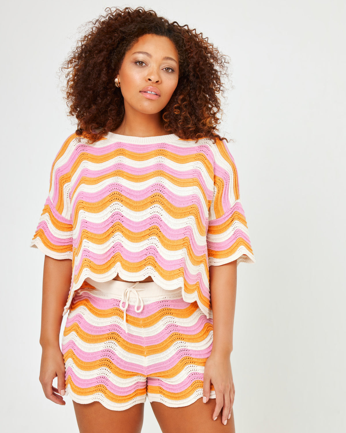 Make Waves Knit Short - Catching Sun Catching Sun | Model: Amber (size: XL)
